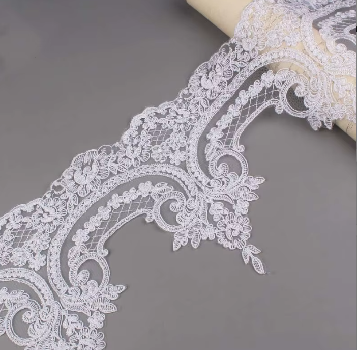 Wholesale Floral Sequins Elegant Bridal Dress Lace Trim Scallop Tulle Mesh Trim Embroidery Tulle Lace Trim