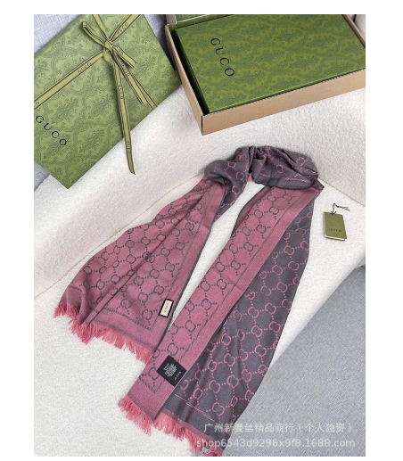 Classic autumn/winter scarf with jacquard logo, double-sided black and grey shawl, wool, unisex, grey and pink designer letter G neck warmer.