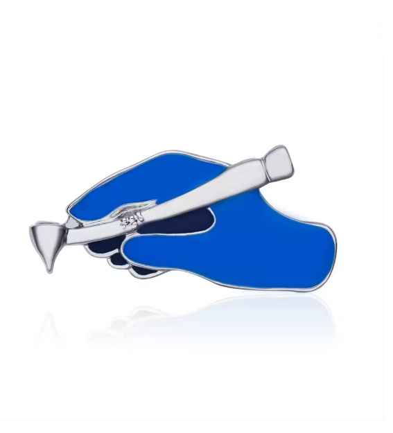 Dentist Dental enamel Pins Medicine Tooth Surgery Gloves Brooch Lapel Badge exquisite fashion Jewelry for Doctors Nurses Gift