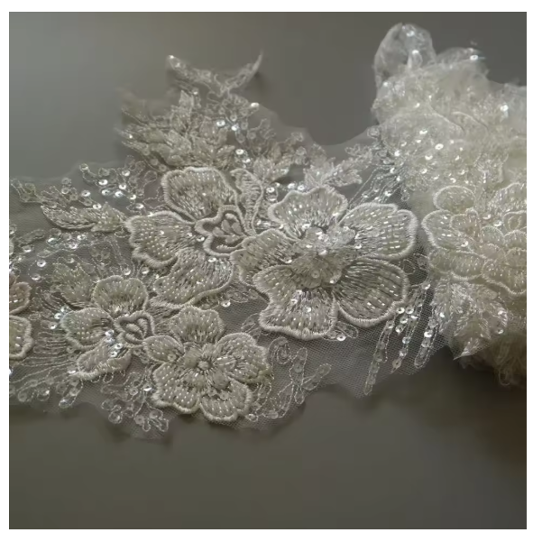 1yard luxury beaded embroidery lace appliques for wedding dresses Rhinestone applique patches Embroidery parches ropa