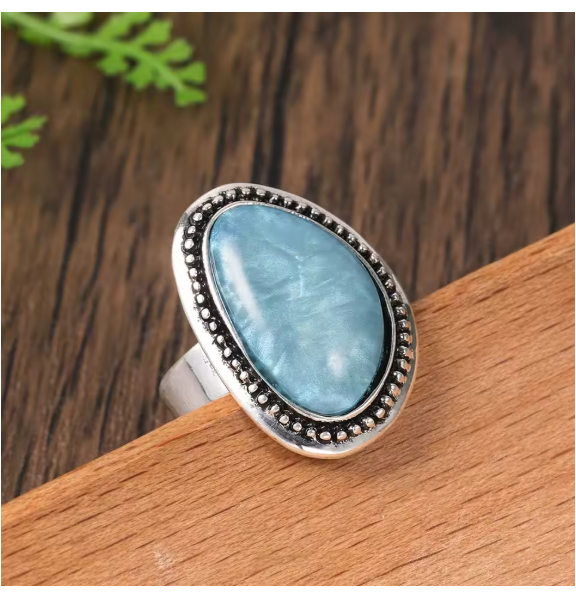 MeiceM Zinc Alloy Ring Geometrically Irregular Stone Resin Set Exquisite Design Ring Elegant Temperament Ring For Women