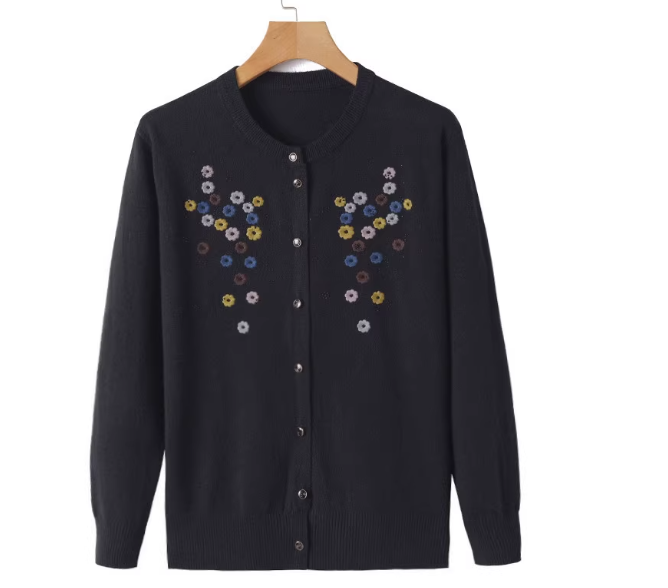 Middle-aged women's sweater cardigan for mothers, spring and autumn, embroidered long-sleeved knitwear for elderly women, and cardigan for middle-aged and elderly grandmothers.