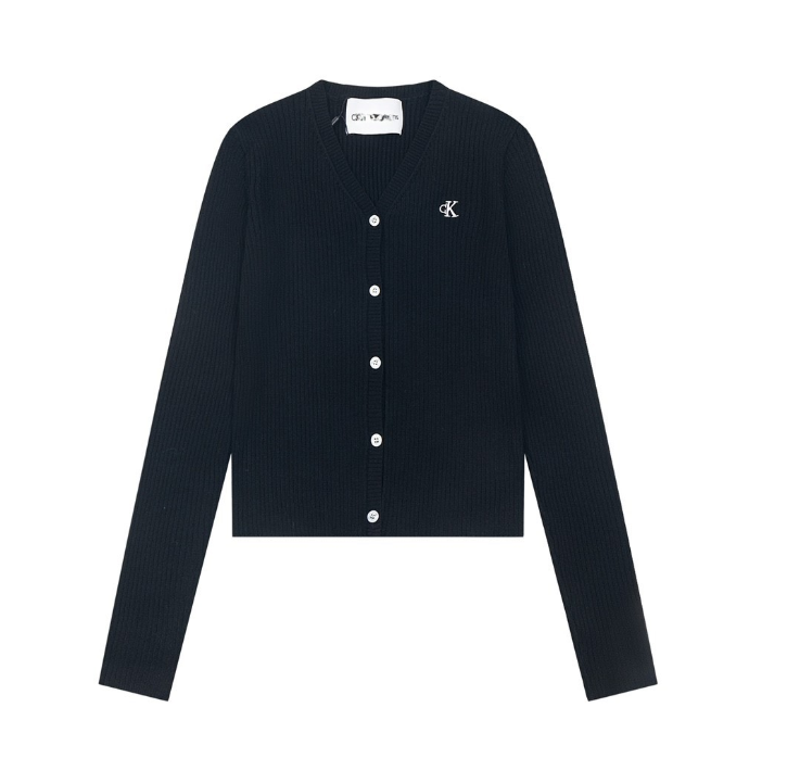 C brand Nini autumn and winter Xiaohongshu same style V-neck button new sweater slim fit versatile men and women's same style jacket