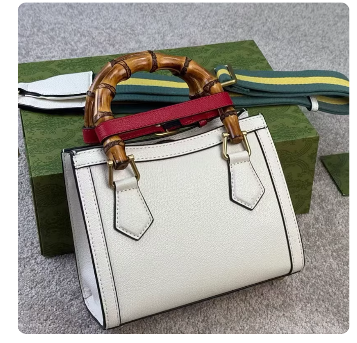 Niche fashion bamboo handbag women's bag shoulder messenger bag women's high-value bag women's bag celebrity same style women's bag