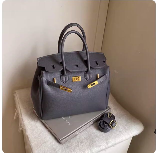High-end and stylish handbag, 2025 spring new fashion platinum Kelly bag, large capacity, versatile shoulder bag for women.
