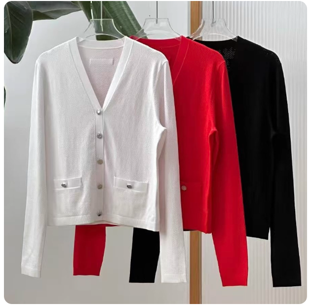 Attention working women! 2025 Autumn New Arrival Versatile High-End Custom-Made Hollow-Out Cardigan/Air-Conditioned Shirt
