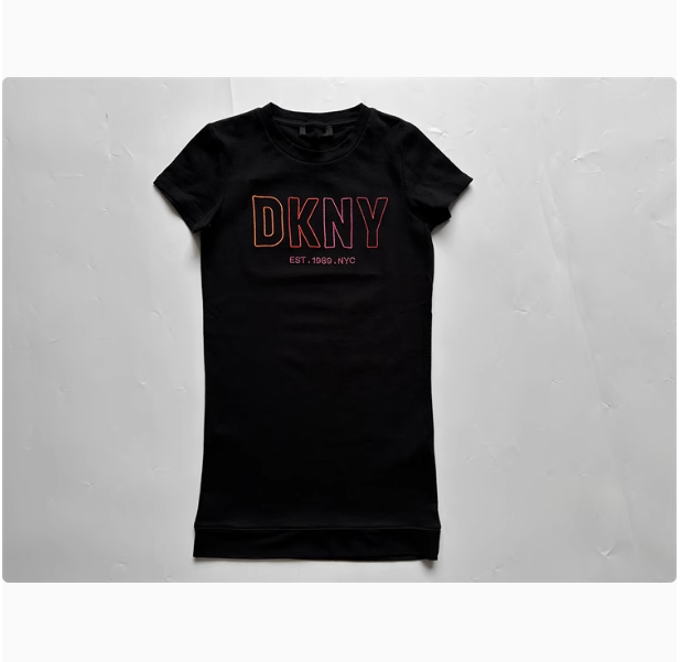 Girls' summer cotton dress is about 3 sizes smaller