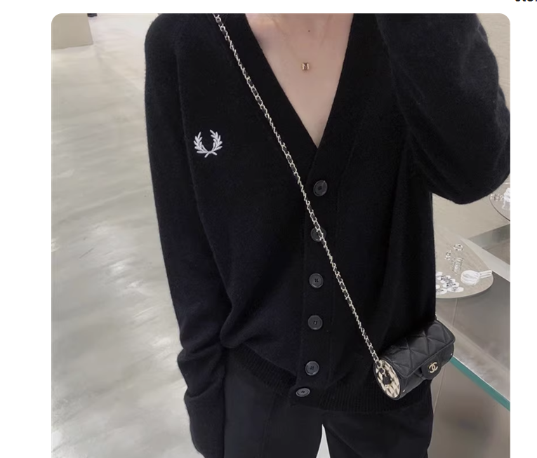 Autumn and winter V-neck black wool knitted cardigan women's loose slim wheat ear embroidered sweater jacket age-reducing outer wear trend