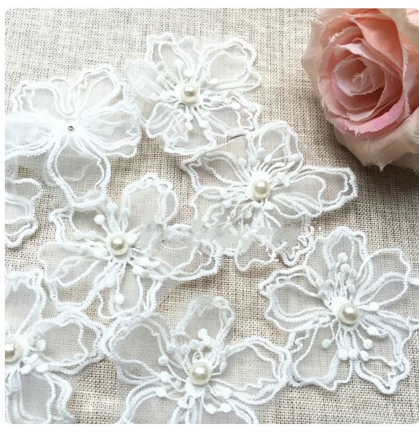 20Pcs/Lot White Organza Embroidery Fabric Lace Patch Trim Clothes 3D Beading Flower Wedding Dress DIY Applique SM146