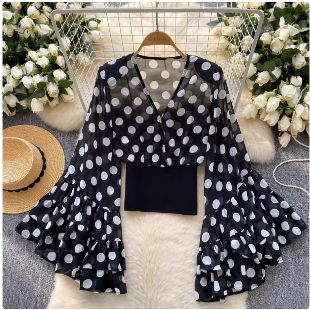 2025 Spring and Autumn new sweet and fashionable female temperament deep V-neck slim sunscreen trumpet sleeve printed chiffon short top