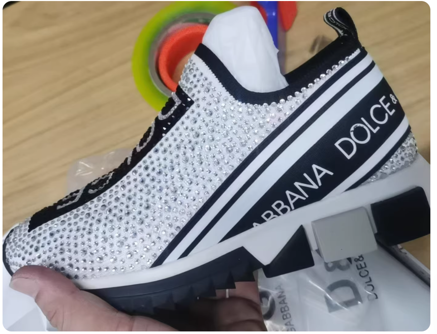2022 Spring and Autumn New Internet celebrity sports shoes ins rhinestone street shooting thick bottom casual couple men and women shoes