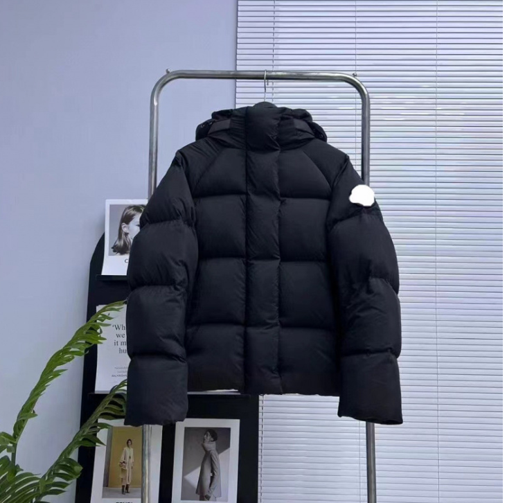 Putian high version big goose down jacket Canada Ouyang Nana same style men and women capsule black label bread coat jacket