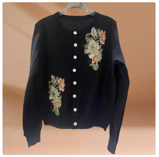 Western-style fashion, age-reducing, high-end tops 2024 early autumn new round-neck printed single-breasted simple knitted cardigan