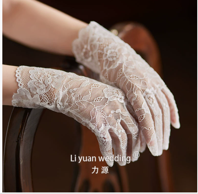 Cross-border wholesale bridal gloves, wedding dresses, wedding accessories, short lace embroidery thin photo shoot etiquette tulle