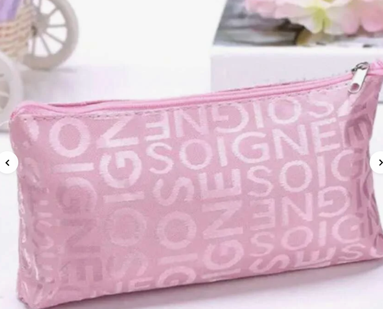 Simple Style Cosmetic Bag With Letter Print