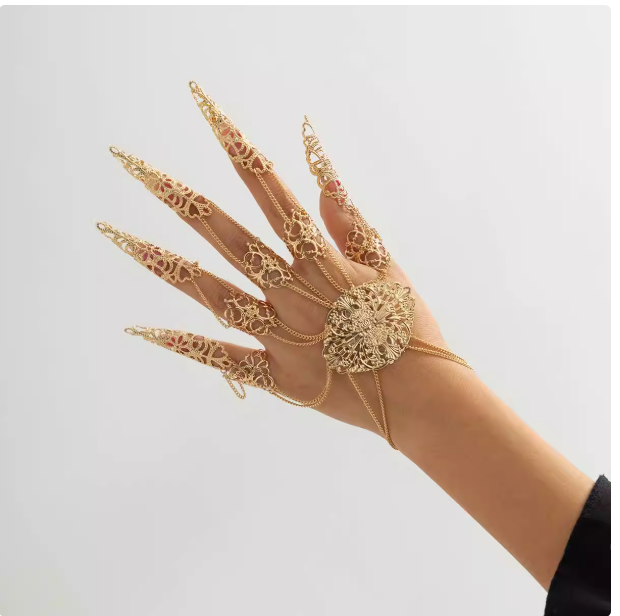 European and American cross-border punk Gothic style exaggerated finger bracelet Halloween cone tassel nail back chain jewelry