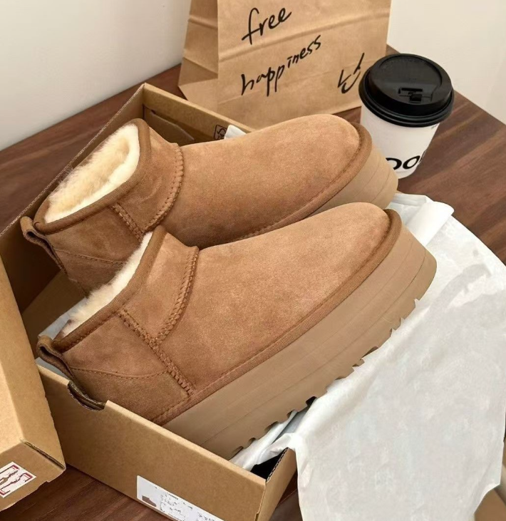 Thick-soled snow boots for women with fur and leather 2024 Internet celebrity ins Korean version short-tube winter plus velvet and thick cotton shoes for women