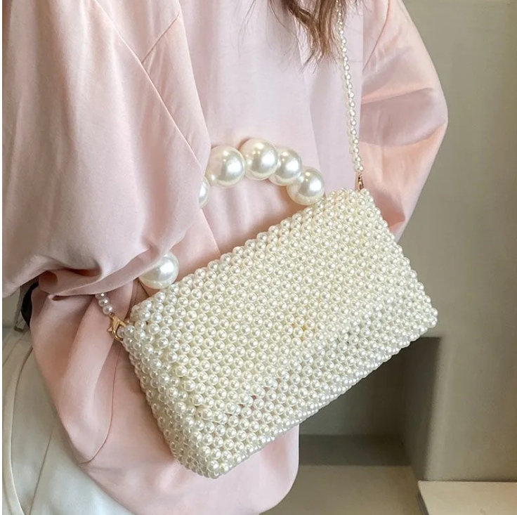 Women's handbag with pearl design, 2024 new spring/summer fashion woven beaded small square bag, high-end and stylish shoulder bag.