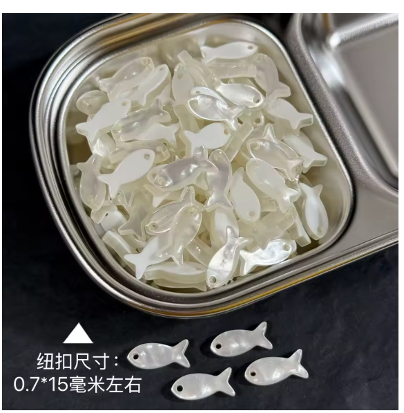 Little Fish Cat Cute Irregular Buttons Shell Pearl Resin DIY Handmade Clothing Women Shirt Decorative Home Sewing Accessories