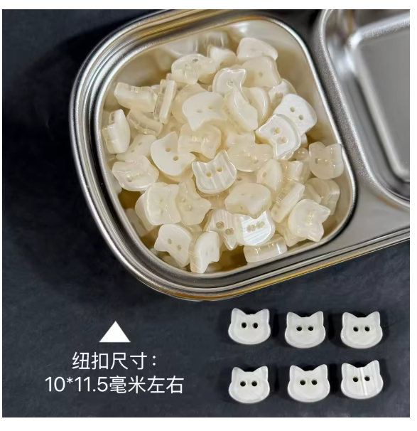 Little Fish Cat Cute Irregular Buttons Shell Pearl Resin DIY Handmade Clothing Women Shirt Decorative Home Sewing Accessories