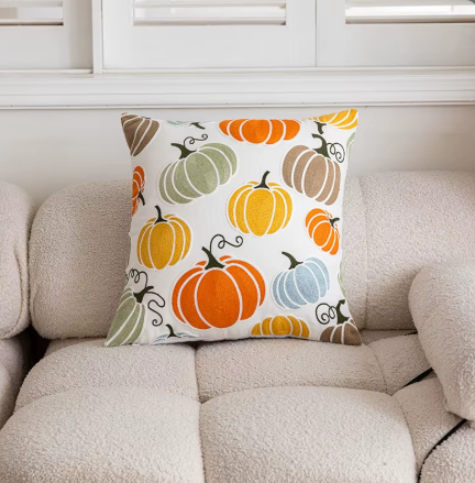 High Quality Halloween Home Decor Embroidered Pumpkin Sofa Throw Pillowcase and Woven Cushion Cover Factory Wholesale