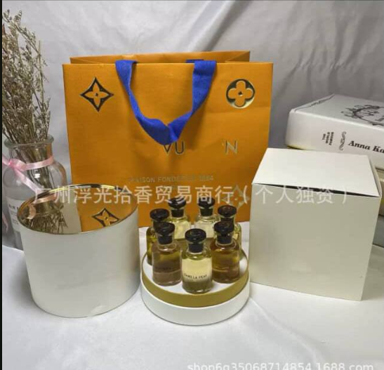 Cross-border big brand Vietnamese Q version perfume box heart-throbbing twelve-piece set small fragrance three or four-piece set long-lasting wholesale