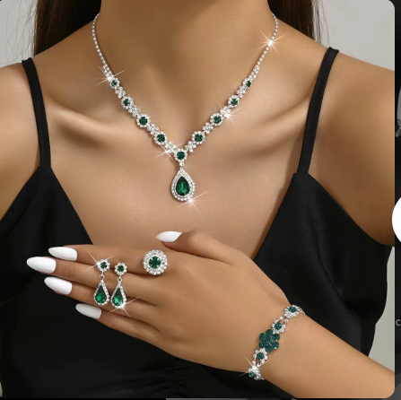 New Design Fashion Hot Sell Style High-end Crystal Water Droplets Necklace Earring Bracelet Ring Jewelry Set