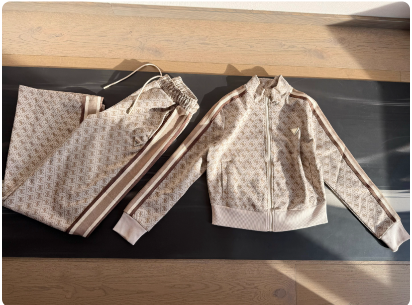 Department store quality~ New trendy loose stand collar casual fashion printed jacket and trousers set (gues*)