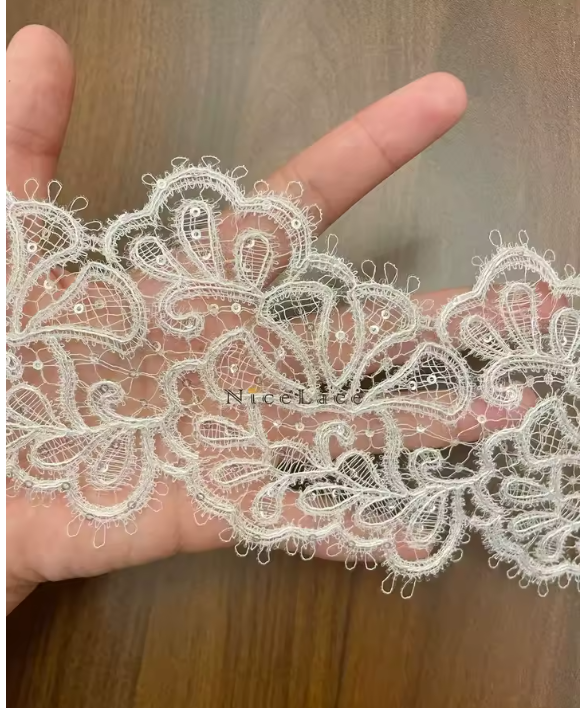 free shipping 5yards/lot Sequins Guipure trimming lace for Fashion cloth and dresses and Home Textile Decoration