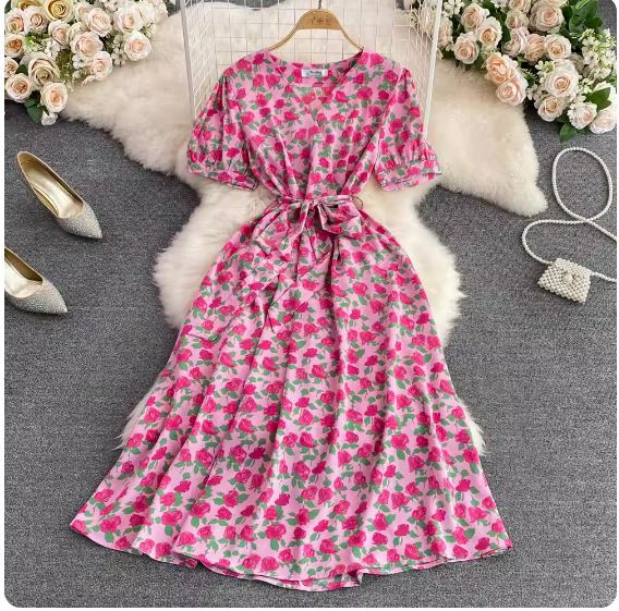 French retro style floral skirt summer new style puff sleeve V-neck waist slimming A-line dress with big hem for women