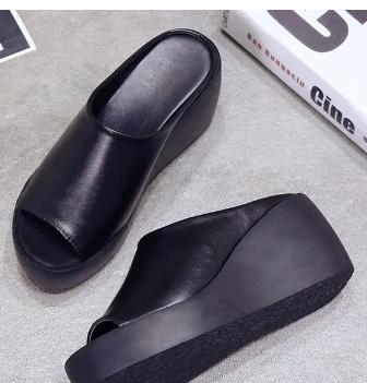 Summer Women's Fashion Slippers Designer Platform Clogs 7cm High Wedge Heel Slippers Open-toed Peep-toe Sandals New Slides Shoes