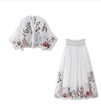 New Women Set Fashion Pleated Embroidered Decoration Women Top And Skirt Youth Ladies Set Women Clothes