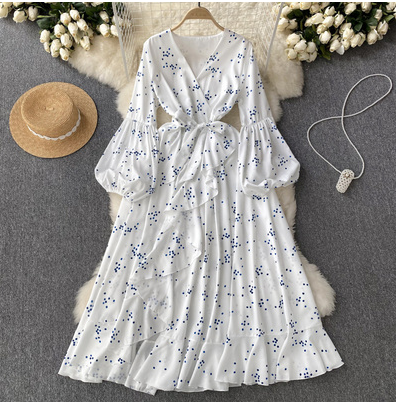 2023 spring new small fresh and sweet V-neck slim chiffon dress female French print fairy long skirt