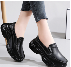 Spring and autumn mother shoes super soft and comfortable thick bottom big head wide feet fat feet wide fat one pedal flat bottom work work shoes