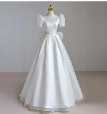 French light wedding dress 2023 new bride going out with gauze all over the ground, simple forest system, certificate registration, small white dress dress female