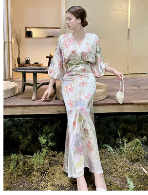 Bathing peony oriental classical beauty temperament French retro ink floral waist dress seaside long-sleeved summer