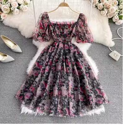 French temperament square collar floral dress summer new retro gentle wind can be salty but sweet first love tea break skirt