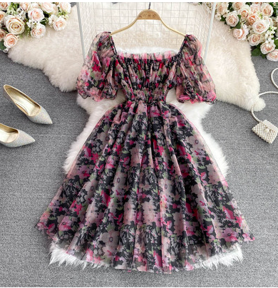 French temperament square collar floral dress summer new retro gentle wind can be salty but sweet first love tea break skirt