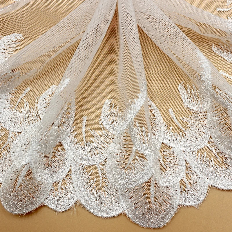 Cloth White Flower Embroidered Tulle Mesh Lace Trim for Sewing Accessories Embroidered Trim Beautiful Lace Fabric DIY