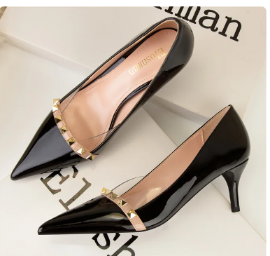 2023 Women Elegant Luxury Designer 7cm High Heels Sexy Scarpins Blue Rivets Pumps Lady Party Wedding Short Heels Event Shoes