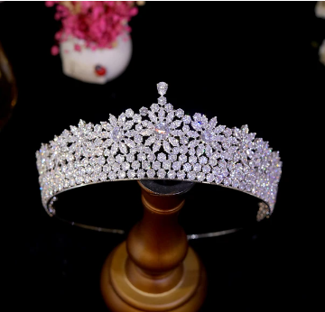 ASNORA 5A Cubic Zirconia Crystal Bridal Crown Fashion Diadem Tiaras for Women Bride Wedding Hair Accessories A1563