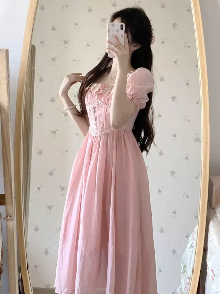 Hong Kong-flavored retro chic tea, tea, milk, sweet first love, gentle pink bubble sleeves, square collar dress, super fairy summer