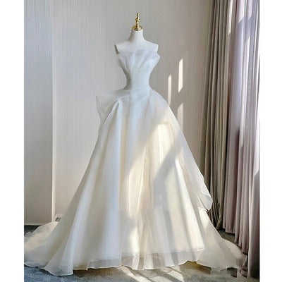 White tube top wedding dress 2023 new style small temperament bride advanced trailing simple neat go out yarn