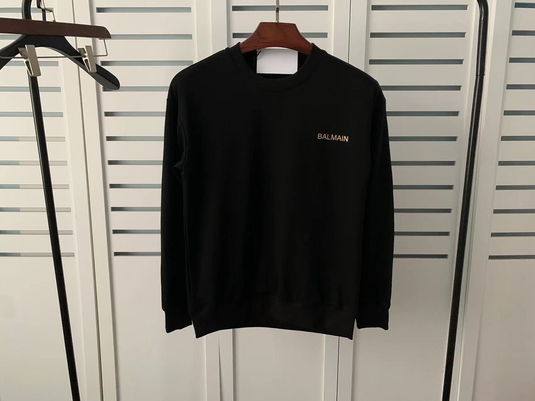 New Autumn/Winter Balmain Cotton Loose-fitting Pullover Sweatshirt with Gold Lettering and Gold Buttons, Couple Style, Long Sleeve, INS Style