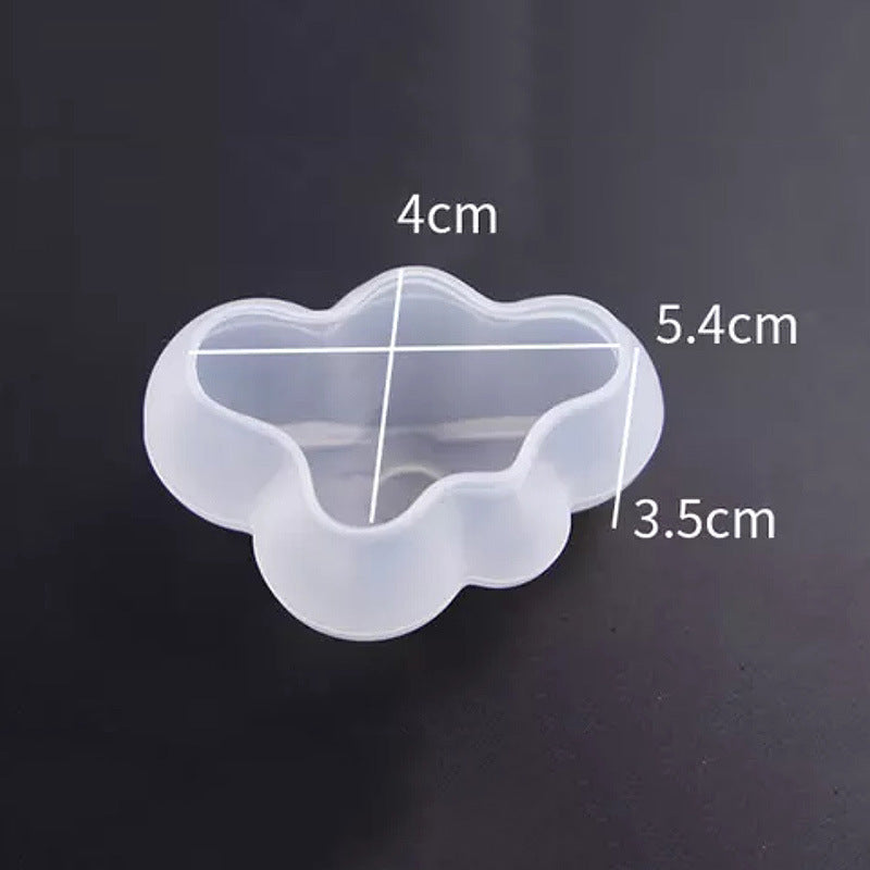 Three-dimensional cloud mold