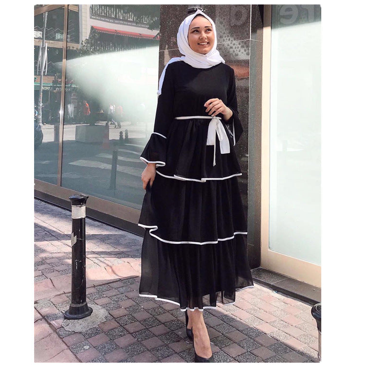 Arab fashion cake black and white with dress