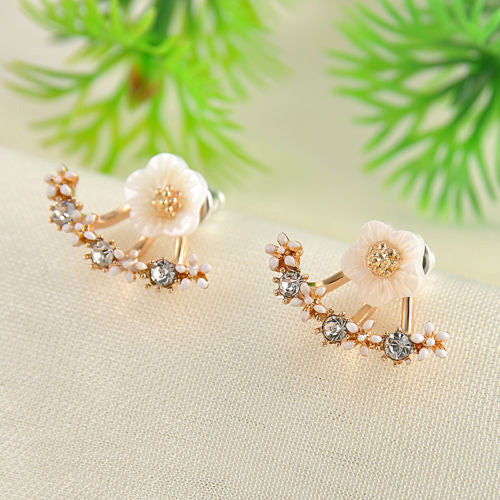 Small Daisy Flower Stud Earrings Chrysanthemum Earrings