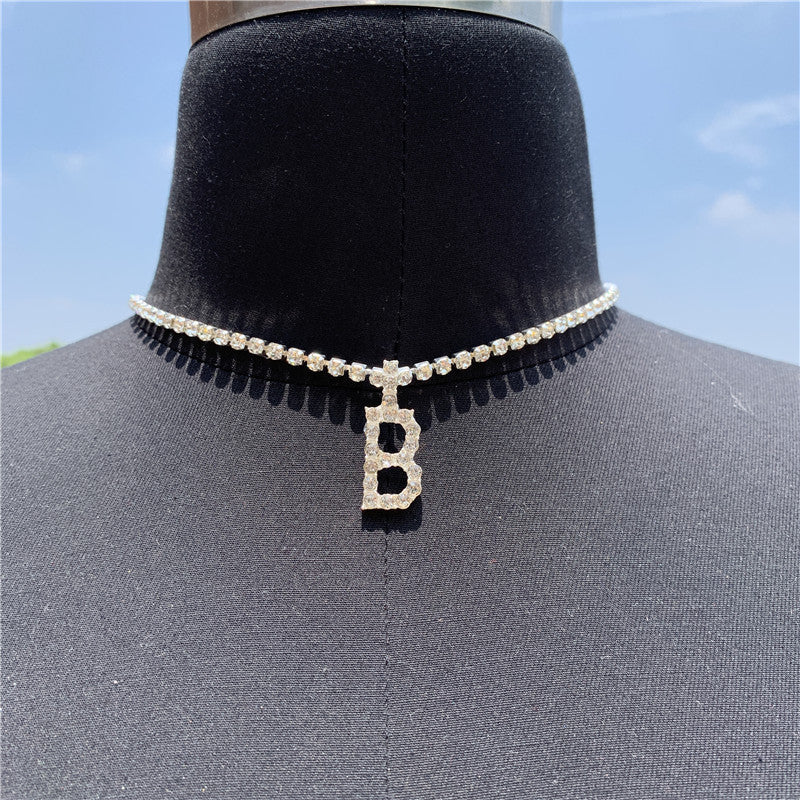 Rhinestone Pendant Simple Alloy Necklace