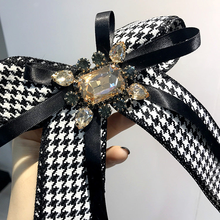 High-End College Feng Shui Diamond Gem Houndstooth Large Bow Tie Flower Bow Tie Shirt Collar Pin Pin Female