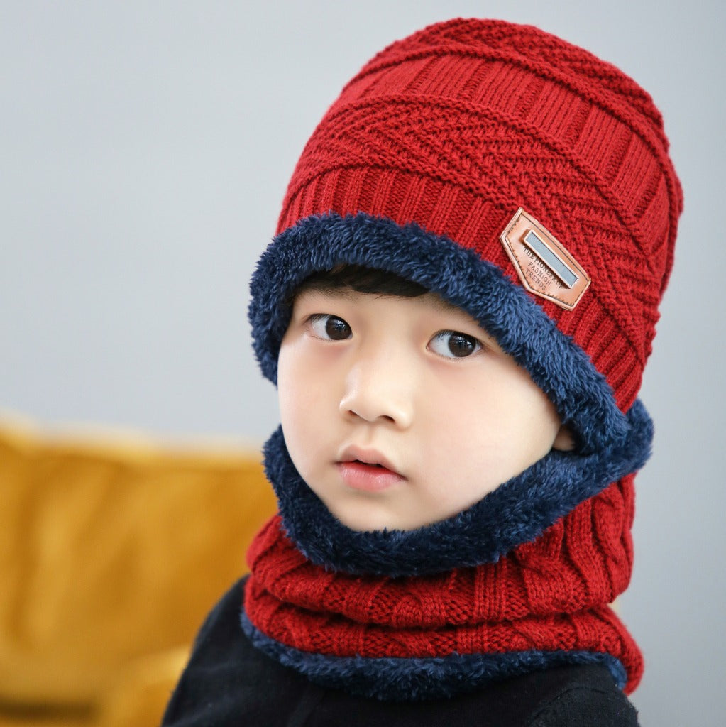 Men's knitted hat with woolen cap